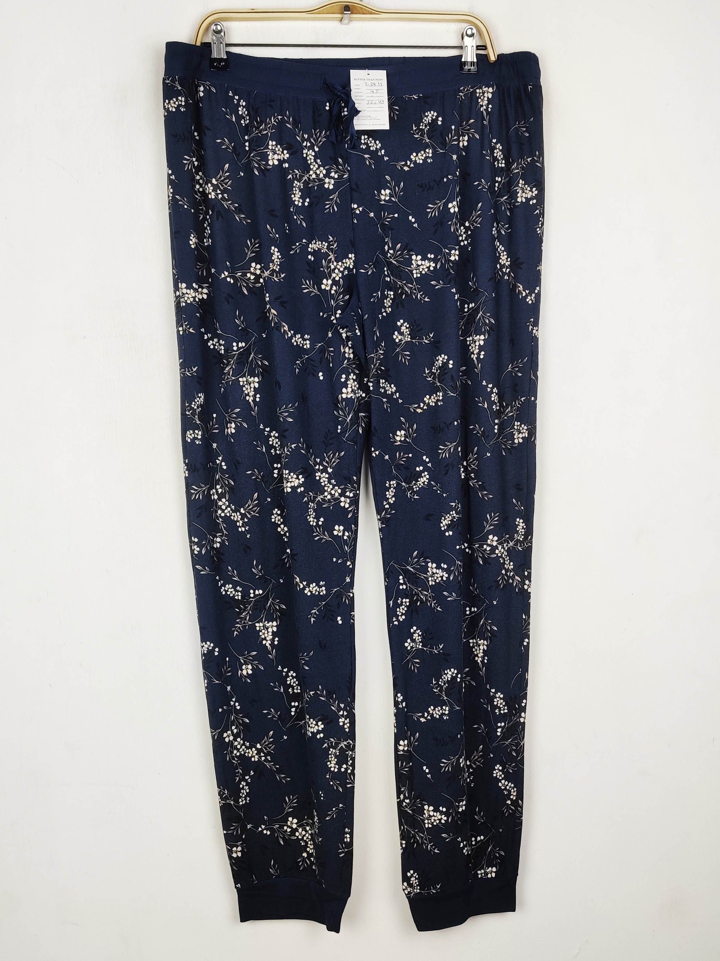 Buy online pre-used pre-loved 100% authentic & Original branded Primark (T-3411) available in Pakistan. Top international brands avilable.
