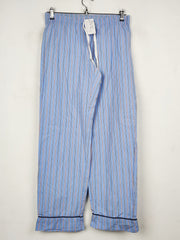 Buy online pre-used pre-loved 100% authentic & Original branded Gap (T-3464) available in Pakistan. Top international brands avilable.