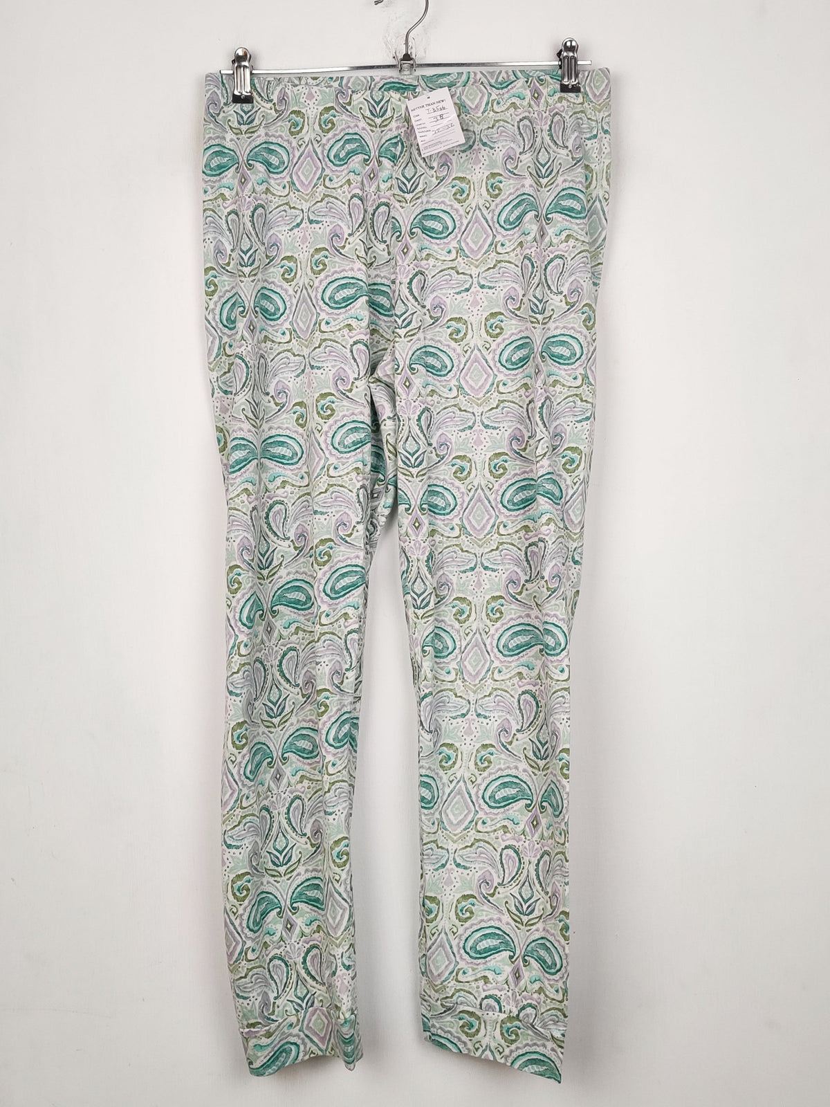Buy online pre-used pre-loved 100% authentic & Original branded Primark (T-3506) available in Pakistan. Top international brands avilable.
