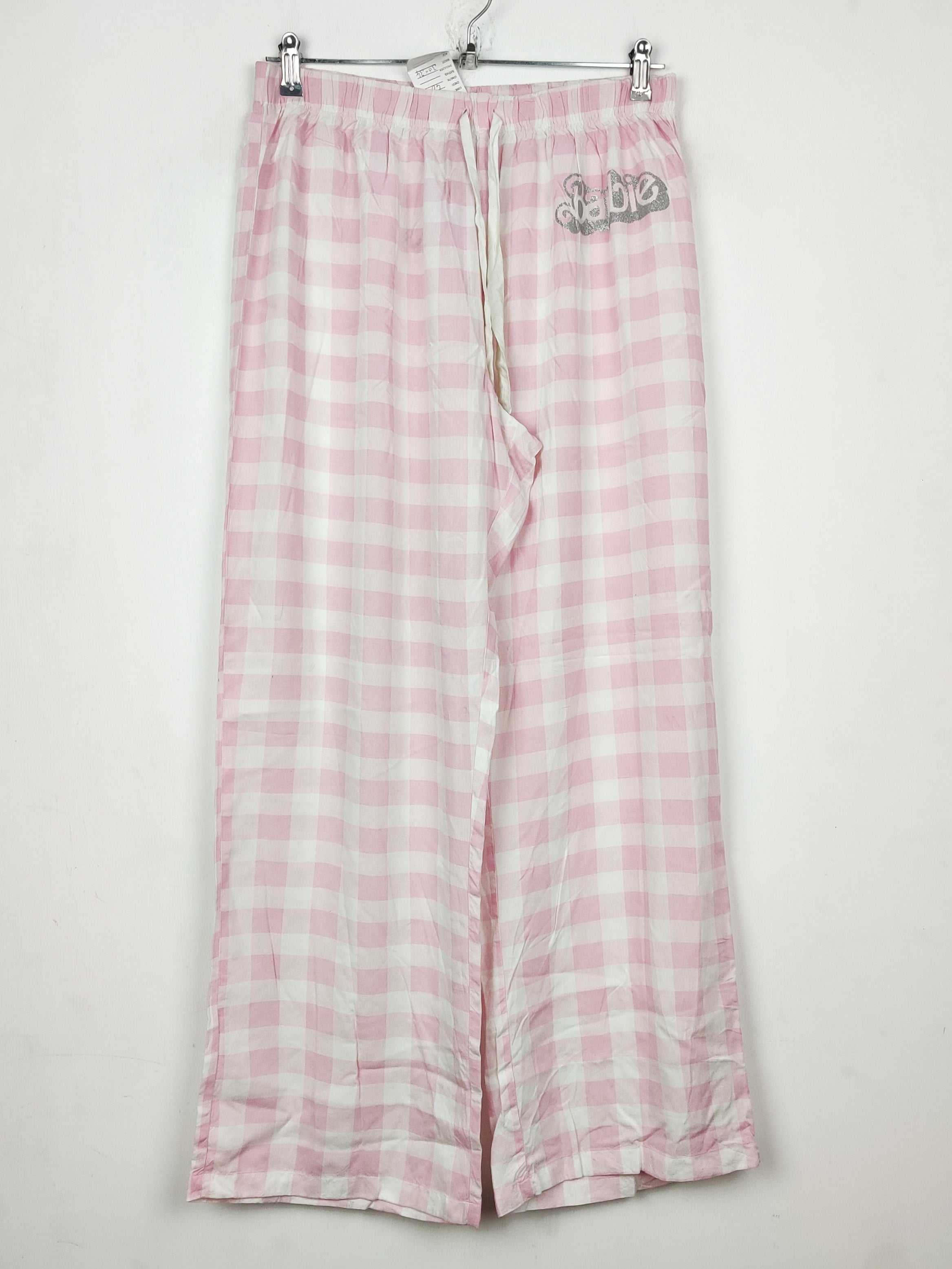 Buy online pre-used pre-loved 100% authentic & Original branded Primark (T-3541) available in Pakistan. Top international brands avilable.