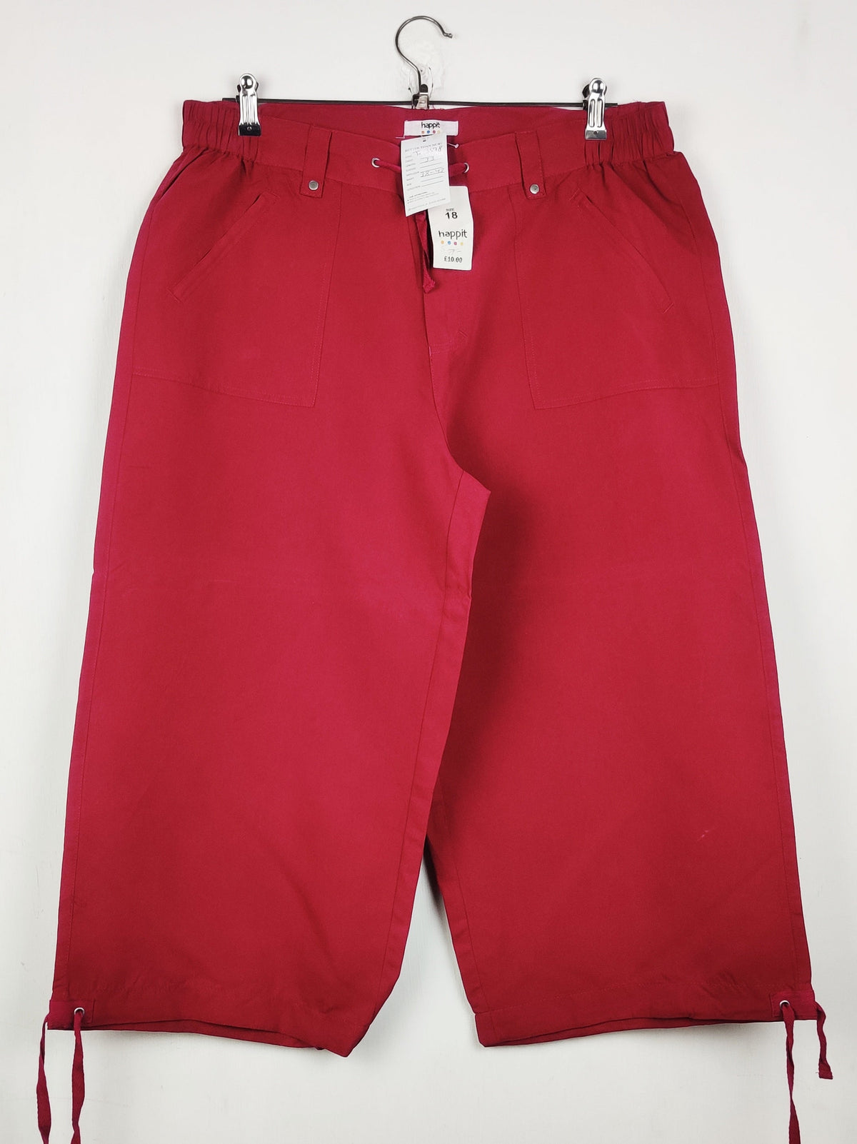 Buy online pre-used pre-loved 100% authentic & Original branded Happit (T-3578) available in Pakistan. Top international brands avilable.