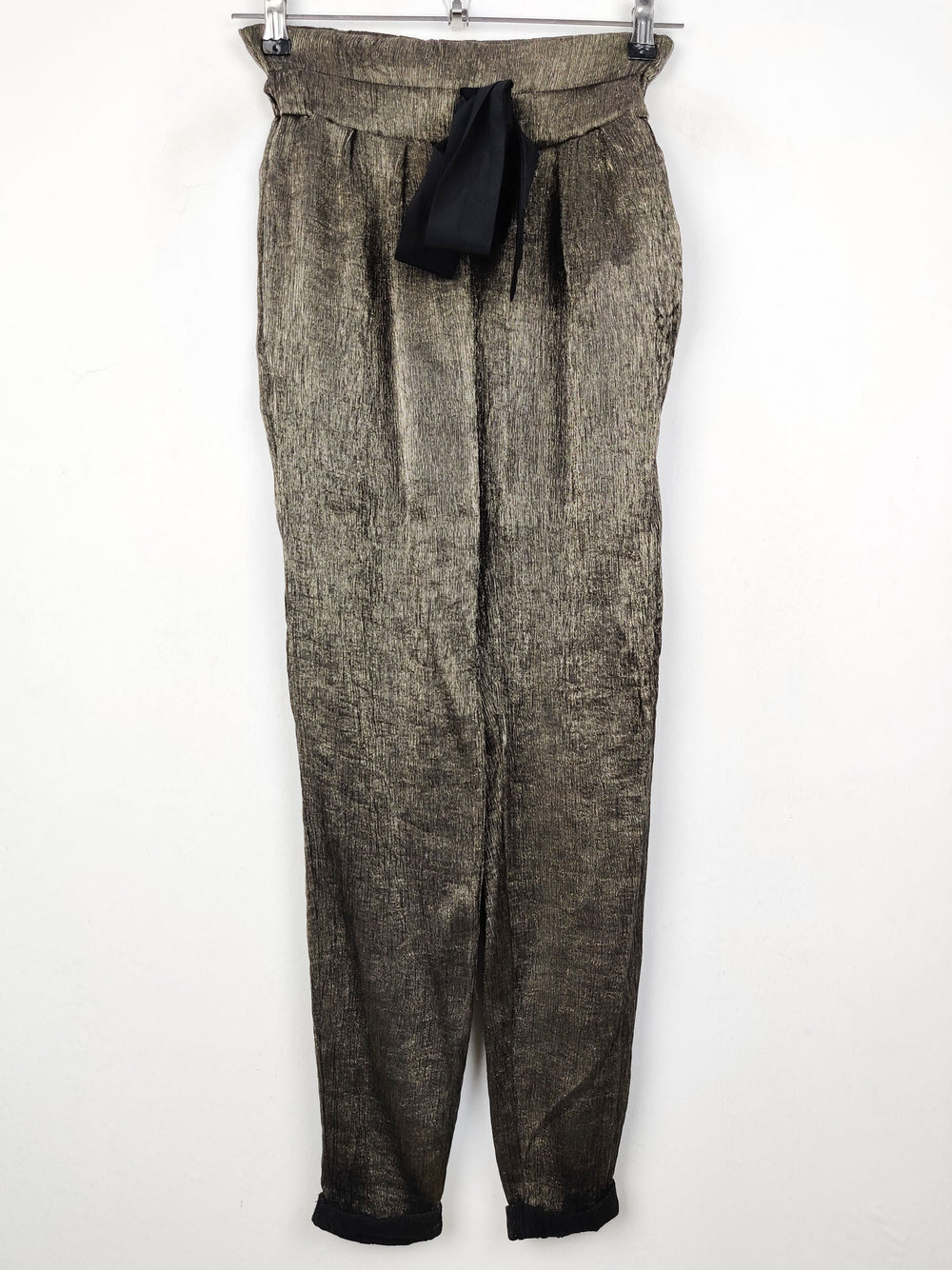 Buy online pre-used pre-loved 100% authentic & Original branded Zara (T-653) available in Pakistan. Top international brands avilable.