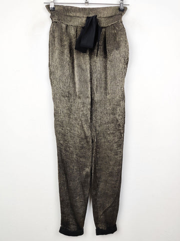 Buy online pre-used pre-loved 100% authentic & Original branded Zara (T-653) available in Pakistan. Top international brands avilable.