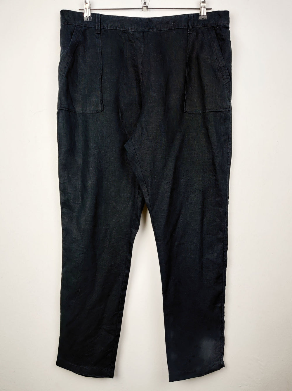 Buy online pre-used pre-loved 100% authentic & Original branded Marks & Spencer (T-683) available in Pakistan. Top international brands avilable.