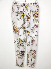 Buy online pre-used pre-loved 100% authentic & Original branded Next (T-704) available in Pakistan. Top international brands avilable.