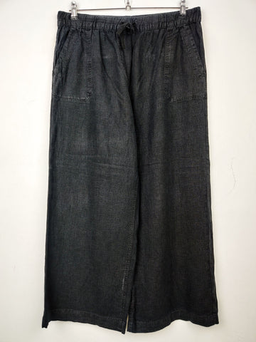 Buy online pre-used pre-loved 100% authentic & Original branded Next (T-868) available in Pakistan. Top international brands avilable.