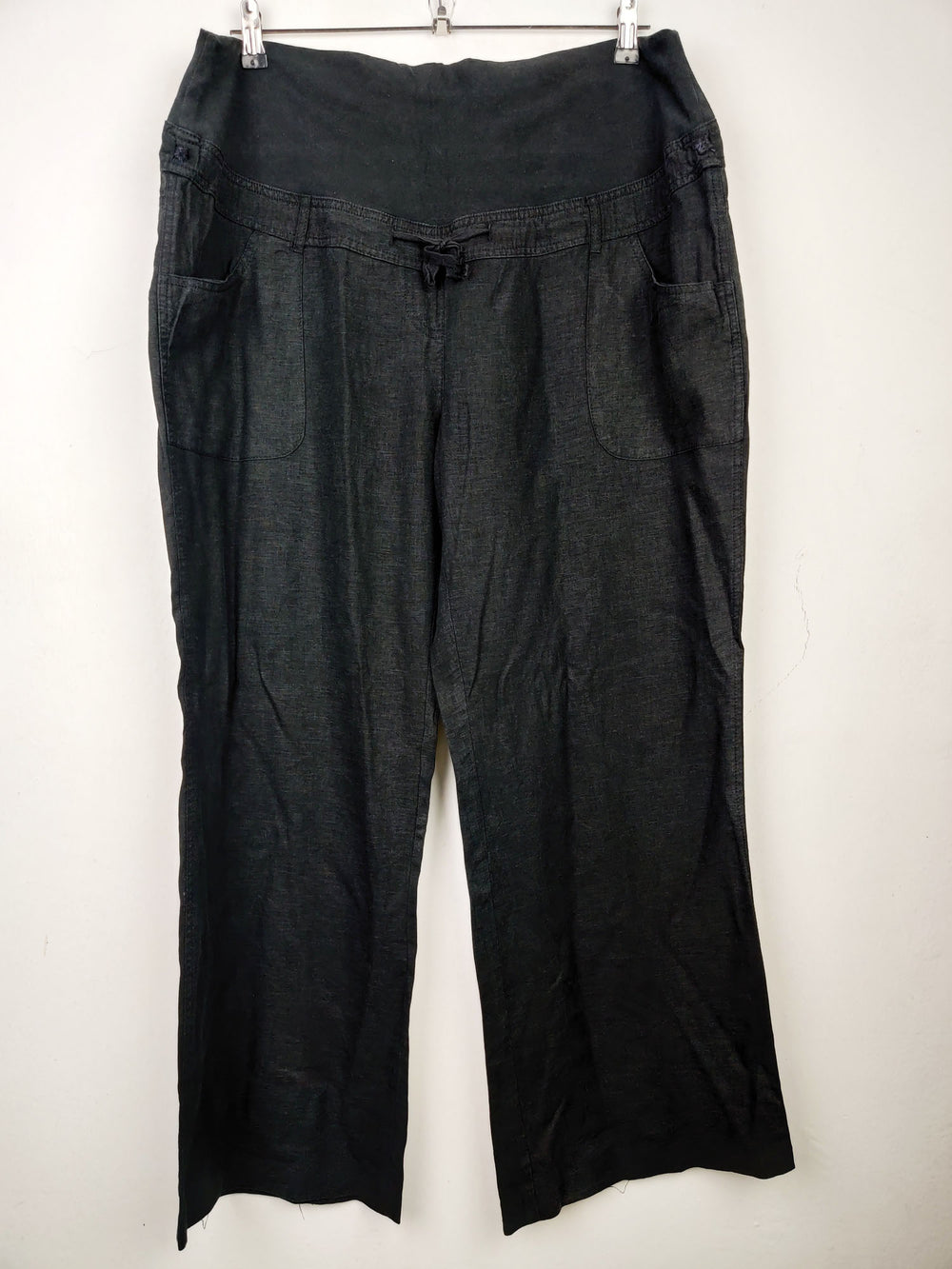 Buy online pre-used pre-loved 100% authentic & Original branded Maternity (T-885) available in Pakistan. Top international brands avilable.