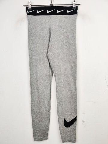 Buy online pre-used pre-loved 100% authentic & Original branded Nike (T-950) available in Pakistan. Top international brands avilable.
