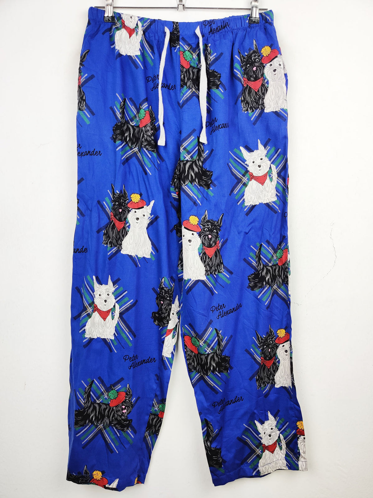 Buy online pre-used pre-loved 100% authentic & Original branded Peter Alexander (T-958) available in Pakistan. Top international brands avilable.