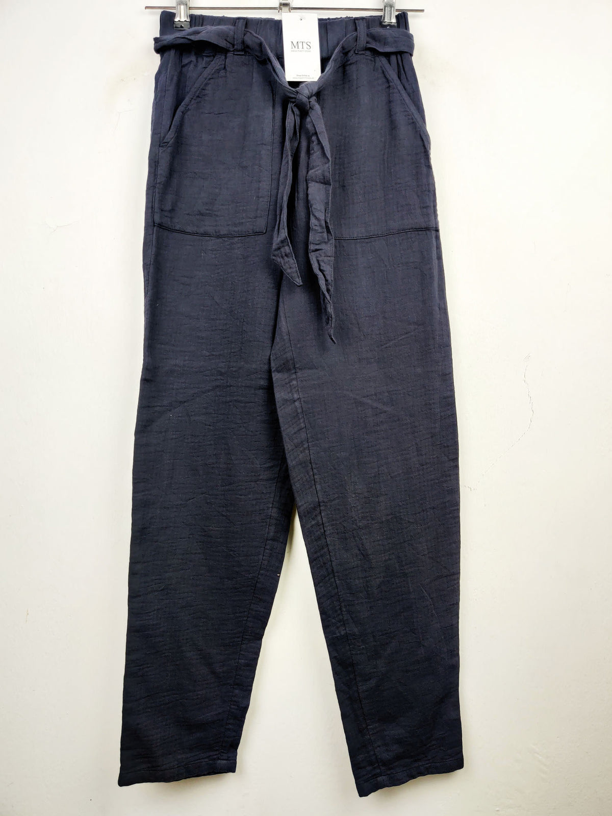 Buy online pre-used pre-loved 100% authentic & Original branded Marks & Spencer (T-994) available in Pakistan. Top international brands avilable.