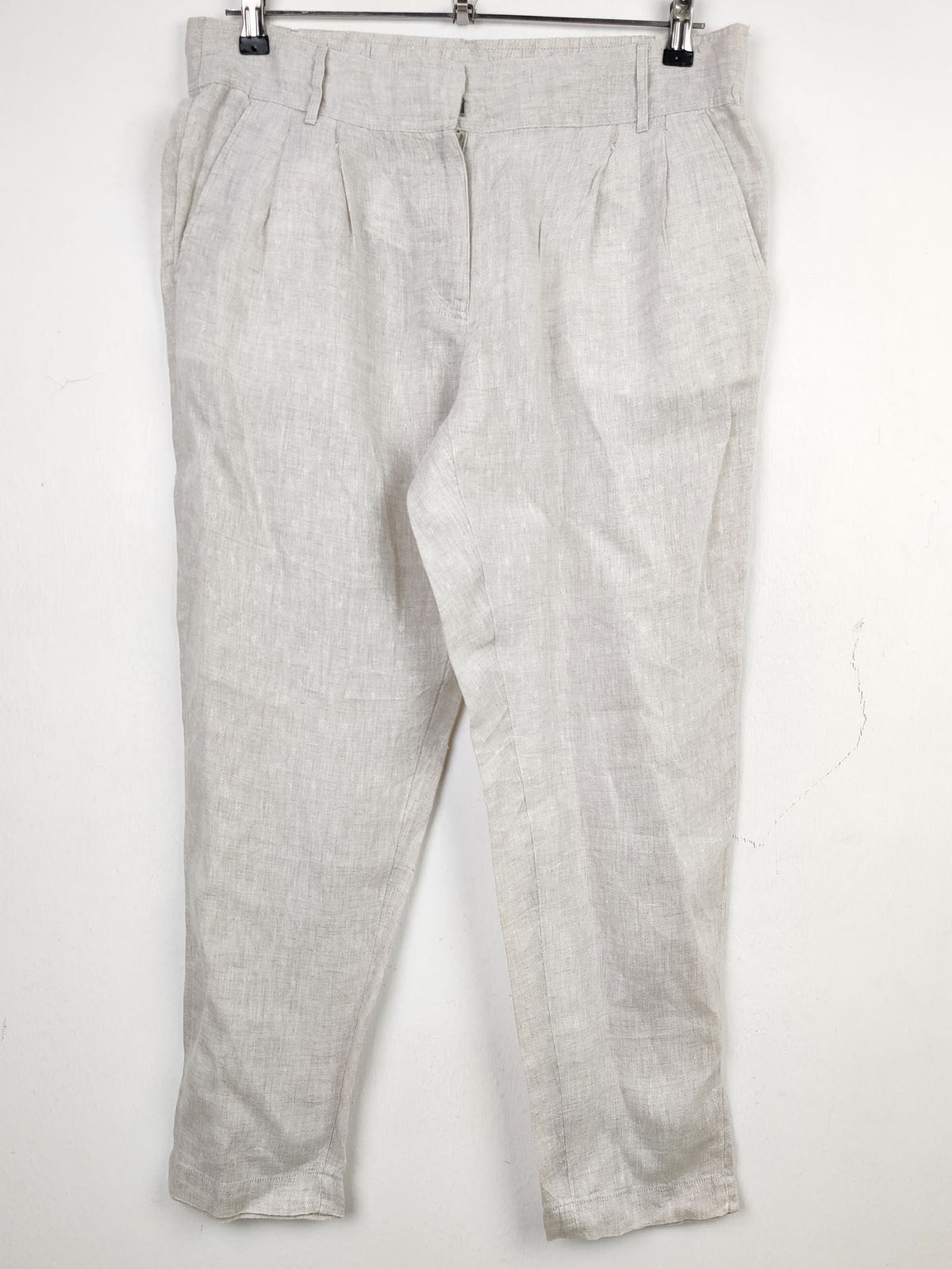 Buy online pre-used pre-loved 100% authentic & Original branded Marks & Spencer (T-998) available in Pakistan. Top international brands avilable.