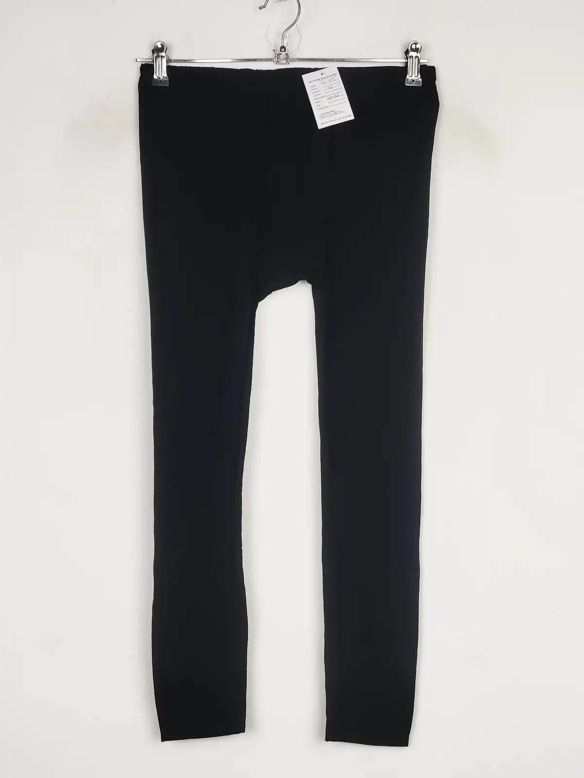 Buy online pre-used pre-loved 100% authentic & Original branded Unknown Brand (TL-05) available in Pakistan. Top international brands avilable.