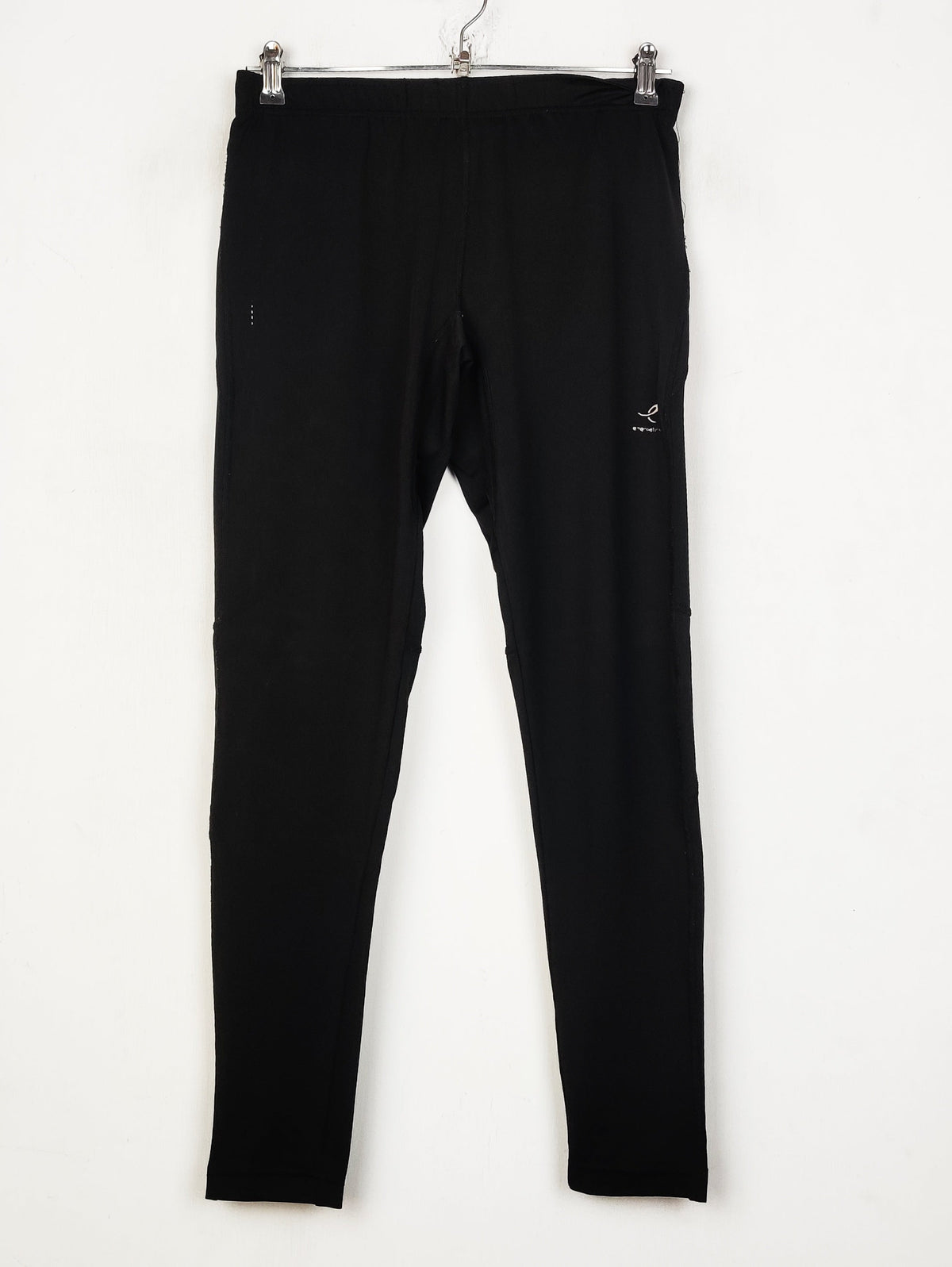 F&F (TL-1097)
