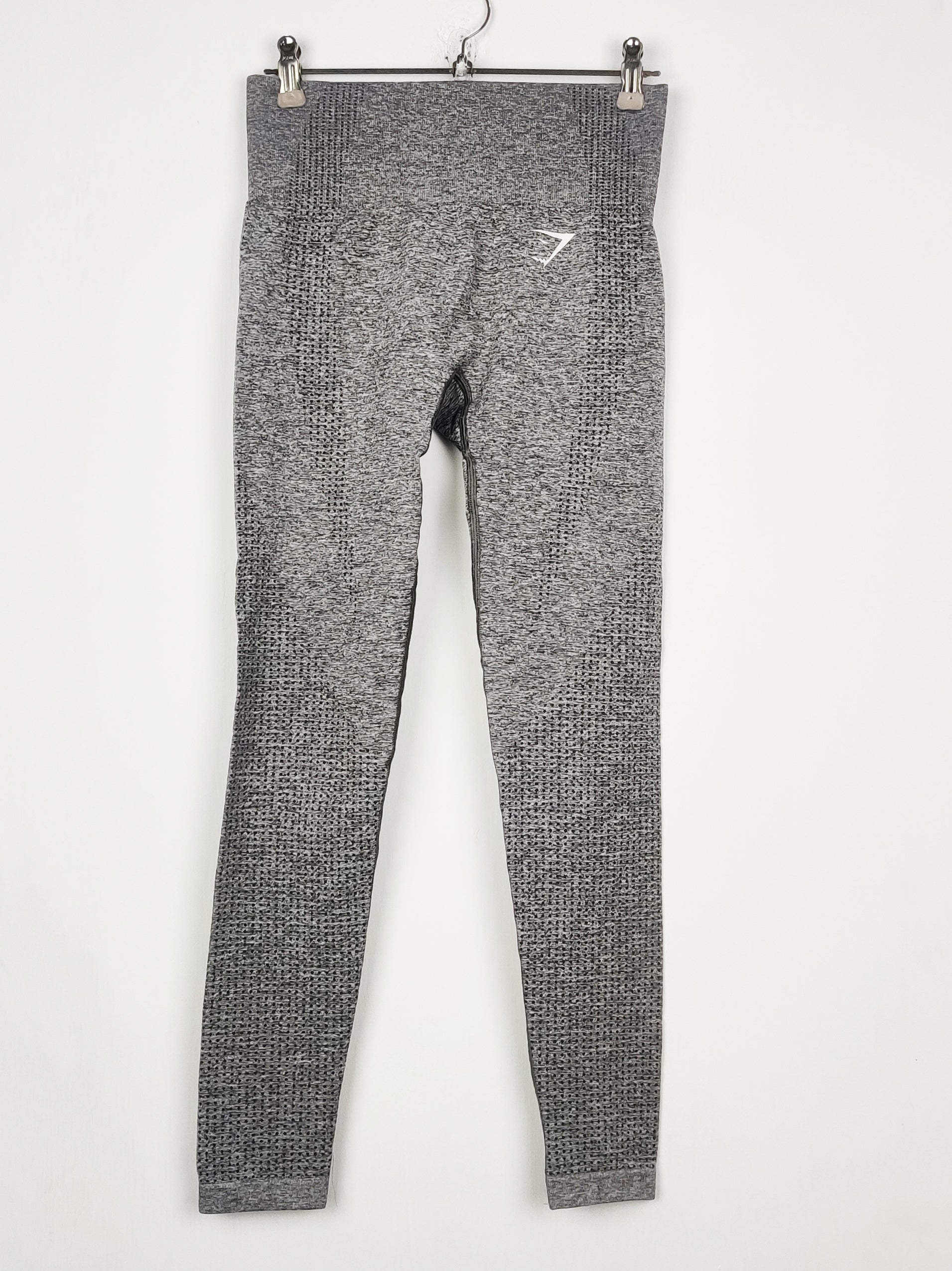 Buy online pre-used pre-loved 100% authentic & Original branded Unknown Brand (TL-1349) available in Pakistan. Top international brands avilable.