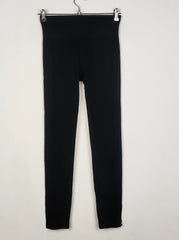 Buy online pre-used pre-loved 100% authentic & Original branded Workout (TL-1351) available in Pakistan. Top international brands avilable.
