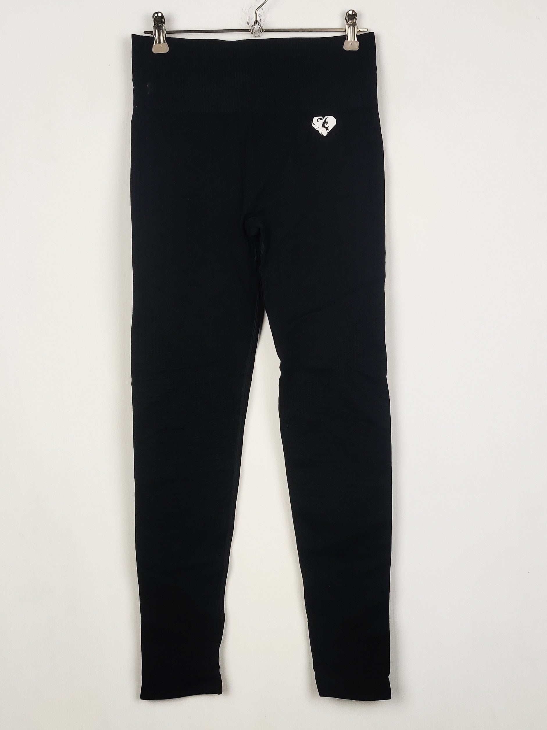 Buy online pre-used pre-loved 100% authentic & Original branded Women Best (TL-1357) available in Pakistan. Top international brands avilable.