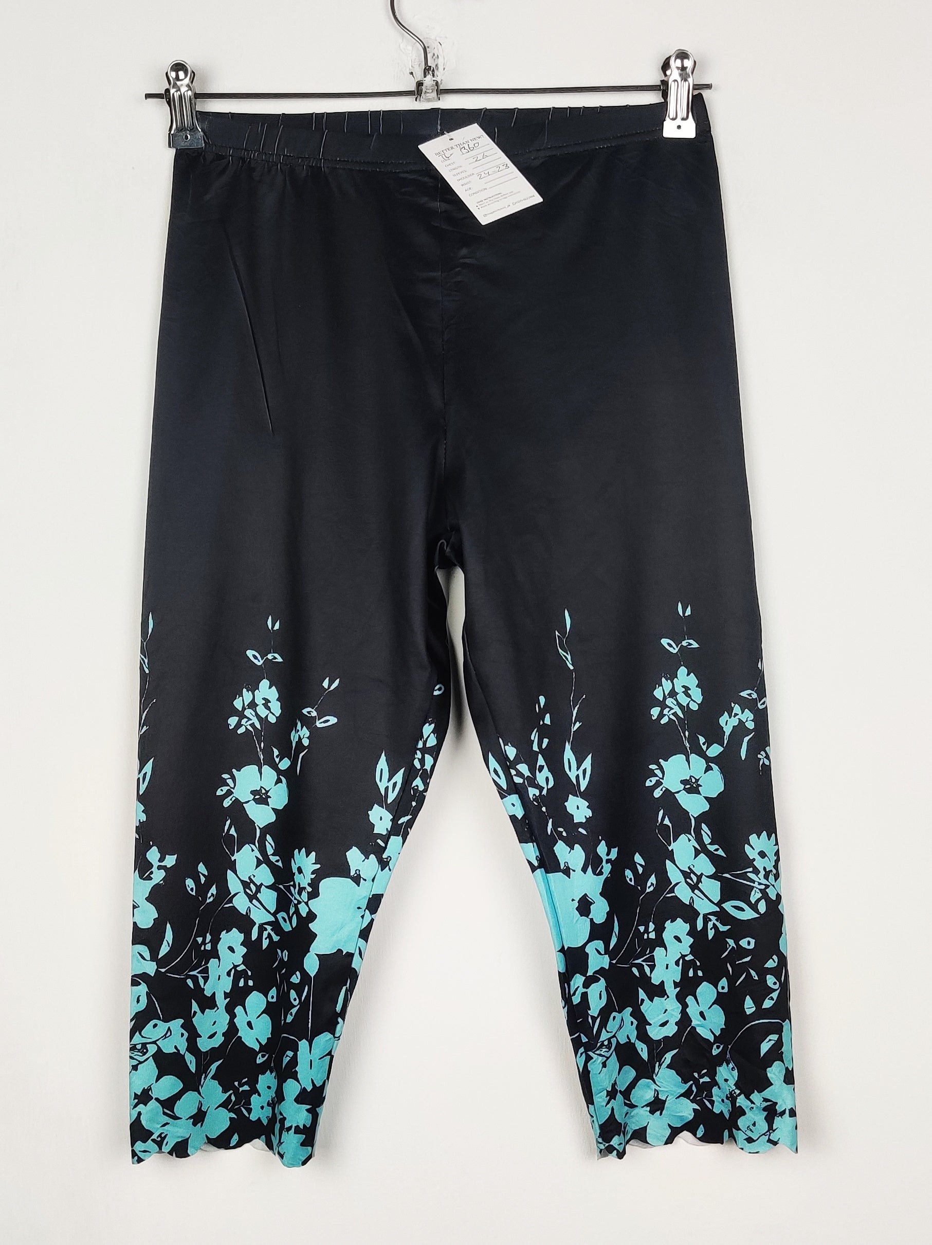 Buy online pre-used pre-loved 100% authentic & Original branded Unknown Brand (TL-1360) available in Pakistan. Top international brands avilable.