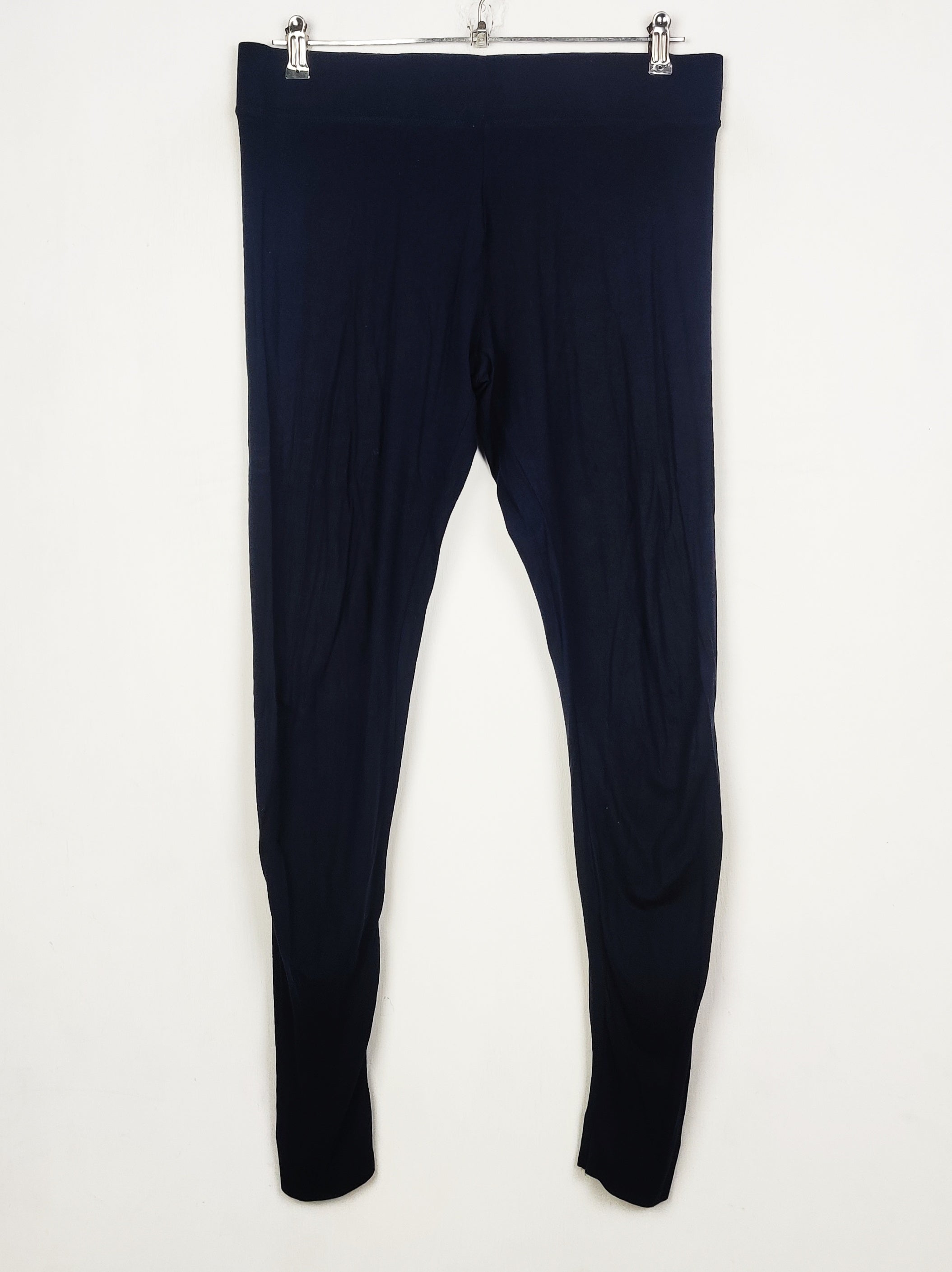 Buy online pre-used pre-loved 100% authentic & Original branded M&S (TL-1476) available in Pakistan. Top international brands avilable.