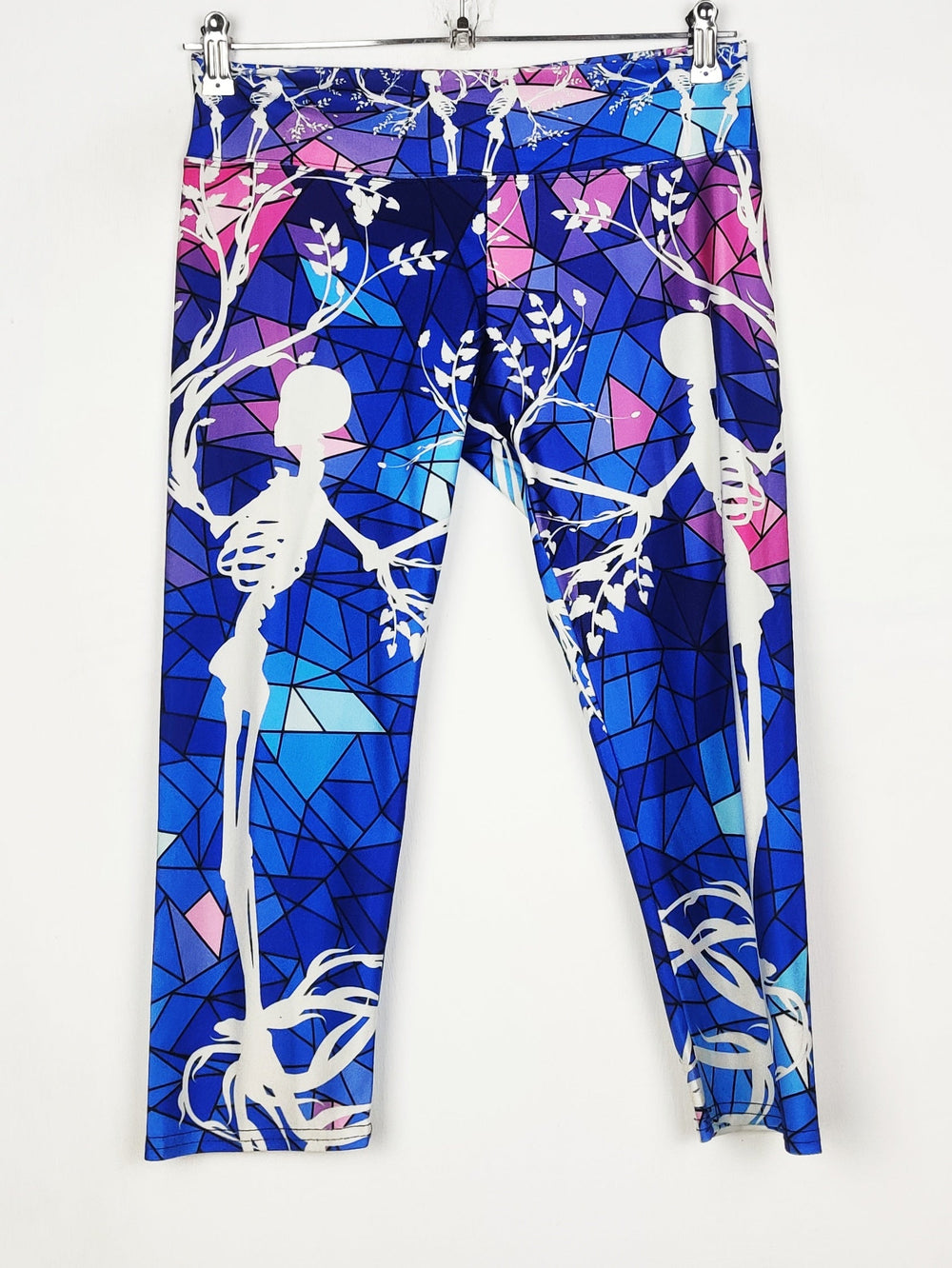 Buy online pre-used pre-loved 100% authentic & Original branded Online Legging (TL-1479) available in Pakistan. Top international brands avilable.
