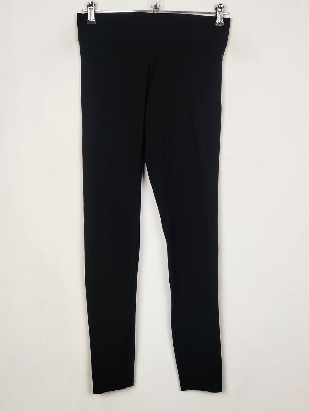 Buy online pre-used pre-loved 100% authentic & Original branded Dunnes Stores (TL-1483) available in Pakistan. Top international brands avilable.