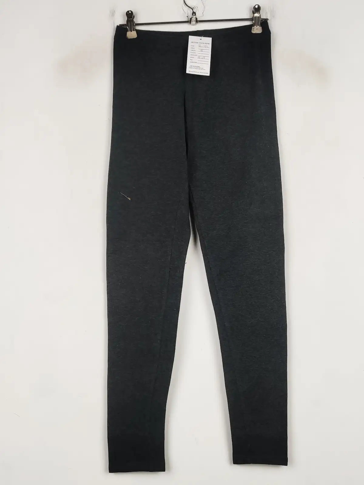 Buy online pre-used pre-loved 100% authentic & Original branded Unknown Brand (TL-154) available in Pakistan. Top international brands avilable.