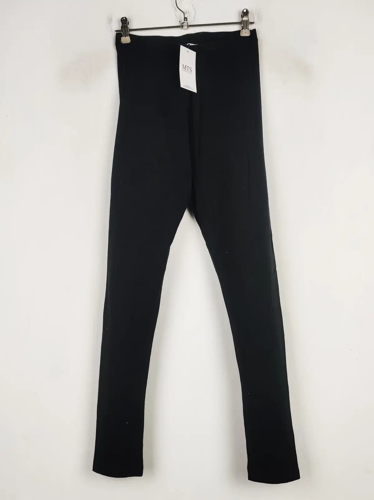 Buy online pre-used pre-loved 100% authentic & Original branded Primark (TL-155) available in Pakistan. Top international brands avilable.