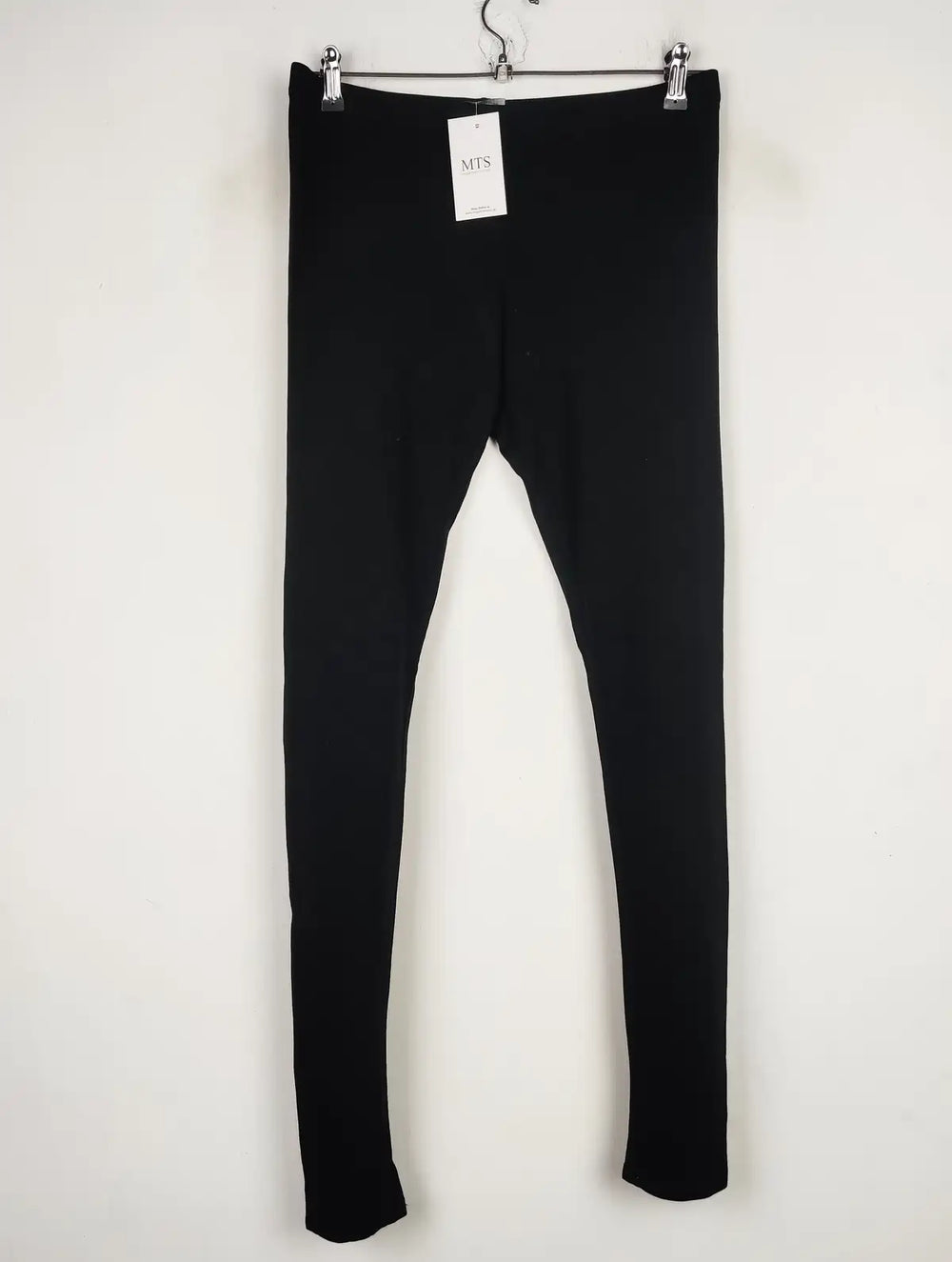 Buy online pre-used pre-loved 100% authentic & Original branded Dorothy Perkins (TL-192) available in Pakistan. Top international brands avilable.