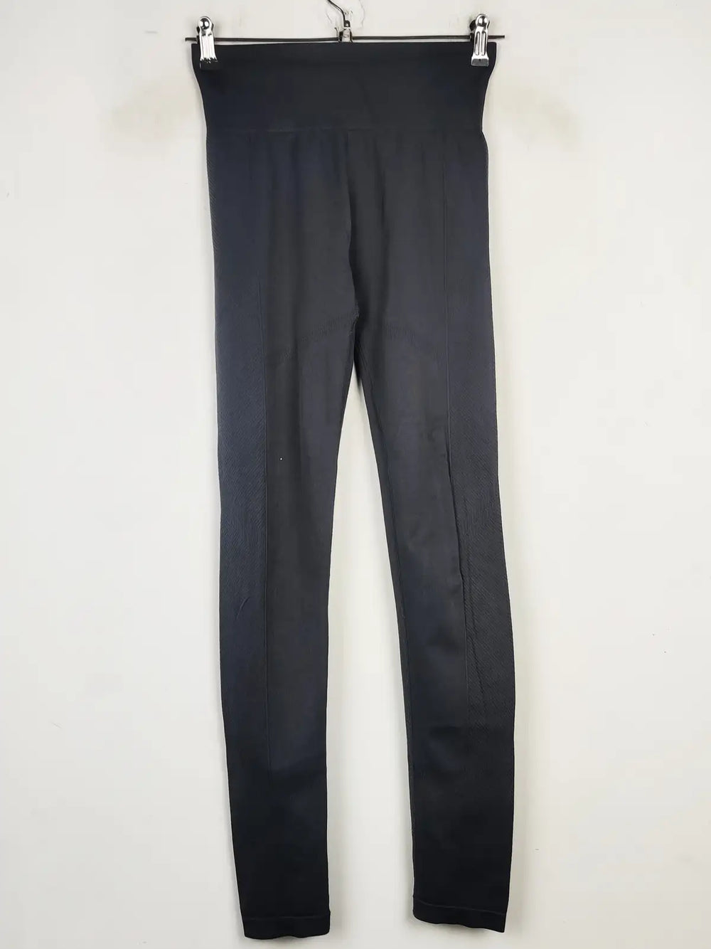 Buy online pre-used pre-loved 100% authentic & Original branded Primark (TL-254) available in Pakistan. Top international brands avilable.