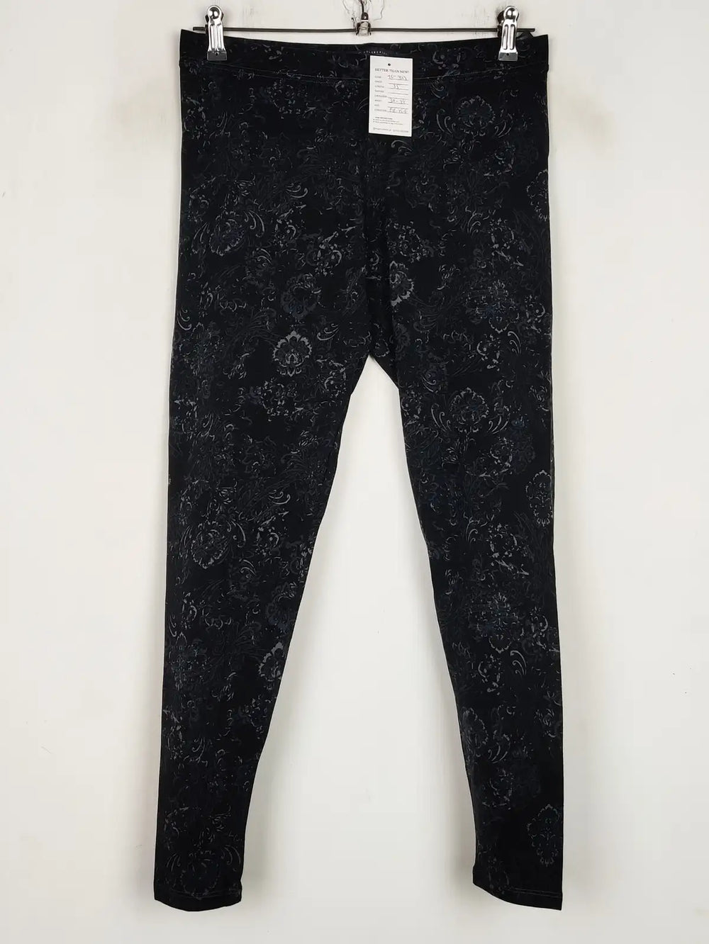 Buy online pre-used pre-loved 100% authentic & Original branded Marks & Spencer (TL-317) available in Pakistan. Top international brands avilable.