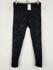 Buy online pre-used pre-loved 100% authentic & Original branded Marks & Spencer (TL-317) available in Pakistan. Top international brands avilable.
