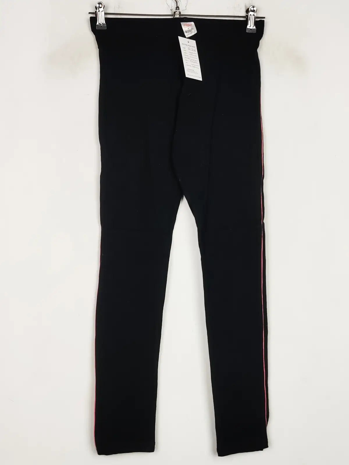 Buy online pre-used pre-loved 100% authentic & Original branded Tu (TL-323) available in Pakistan. Top international brands avilable.