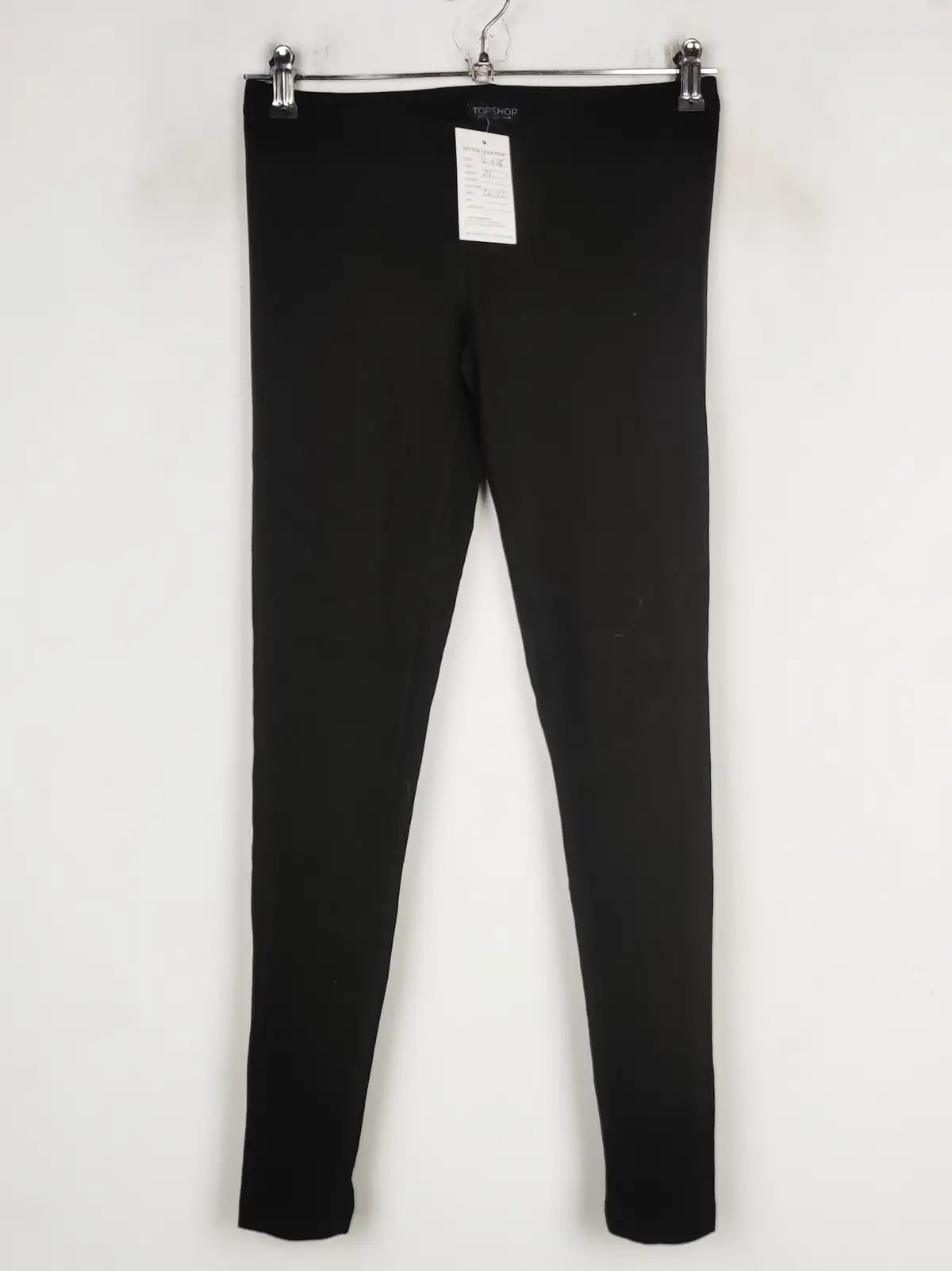 Buy online pre-used pre-loved 100% authentic & Original branded Topshop (TL-485) available in Pakistan. Top international brands avilable.