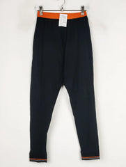 Buy online pre-used pre-loved 100% authentic & Original branded Unknown Brand (TL-513) available in Pakistan. Top international brands avilable.