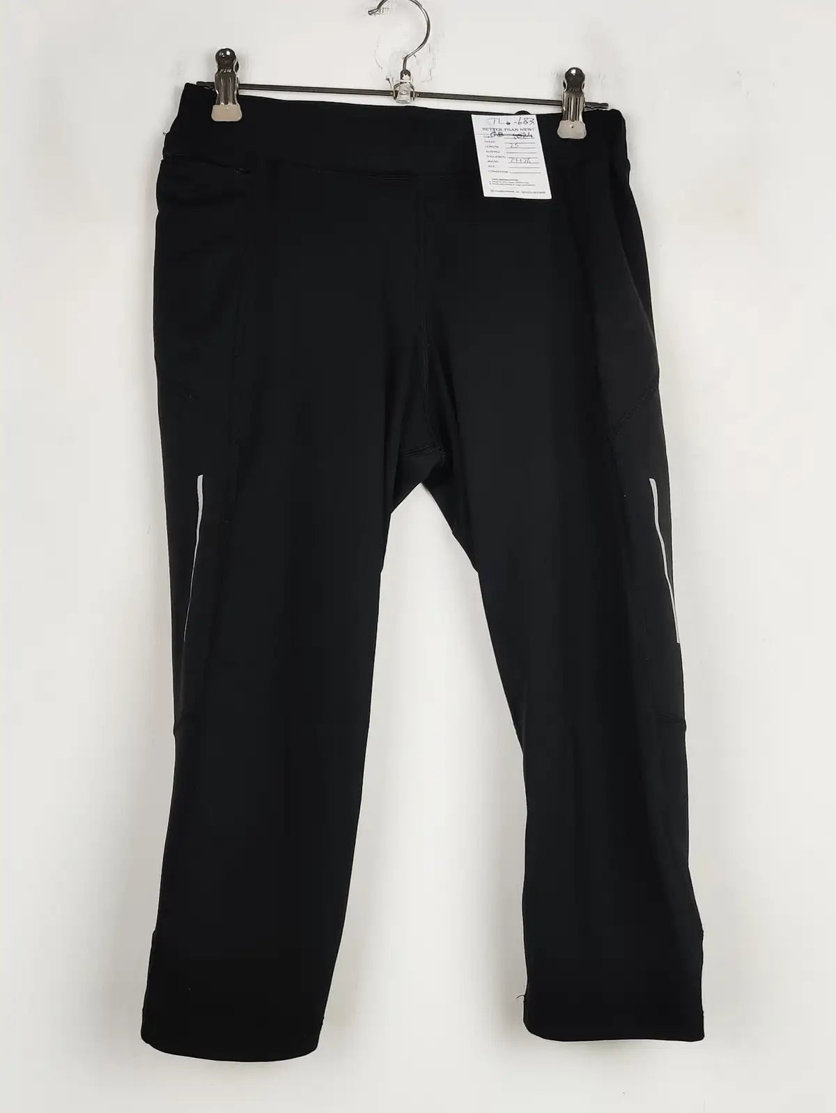 Buy online pre-used pre-loved 100% authentic & Original branded H&M (TL-683) available in Pakistan. Top international brands avilable.