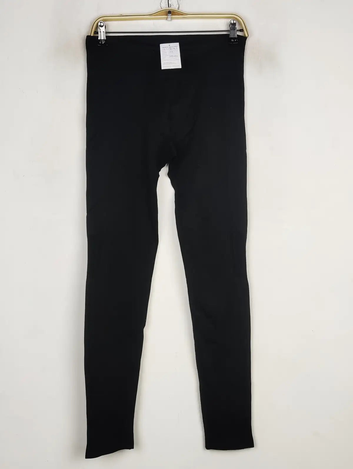 Buy online pre-used pre-loved 100% authentic & Original branded Workout (TL-841) available in Pakistan. Top international brands avilable.