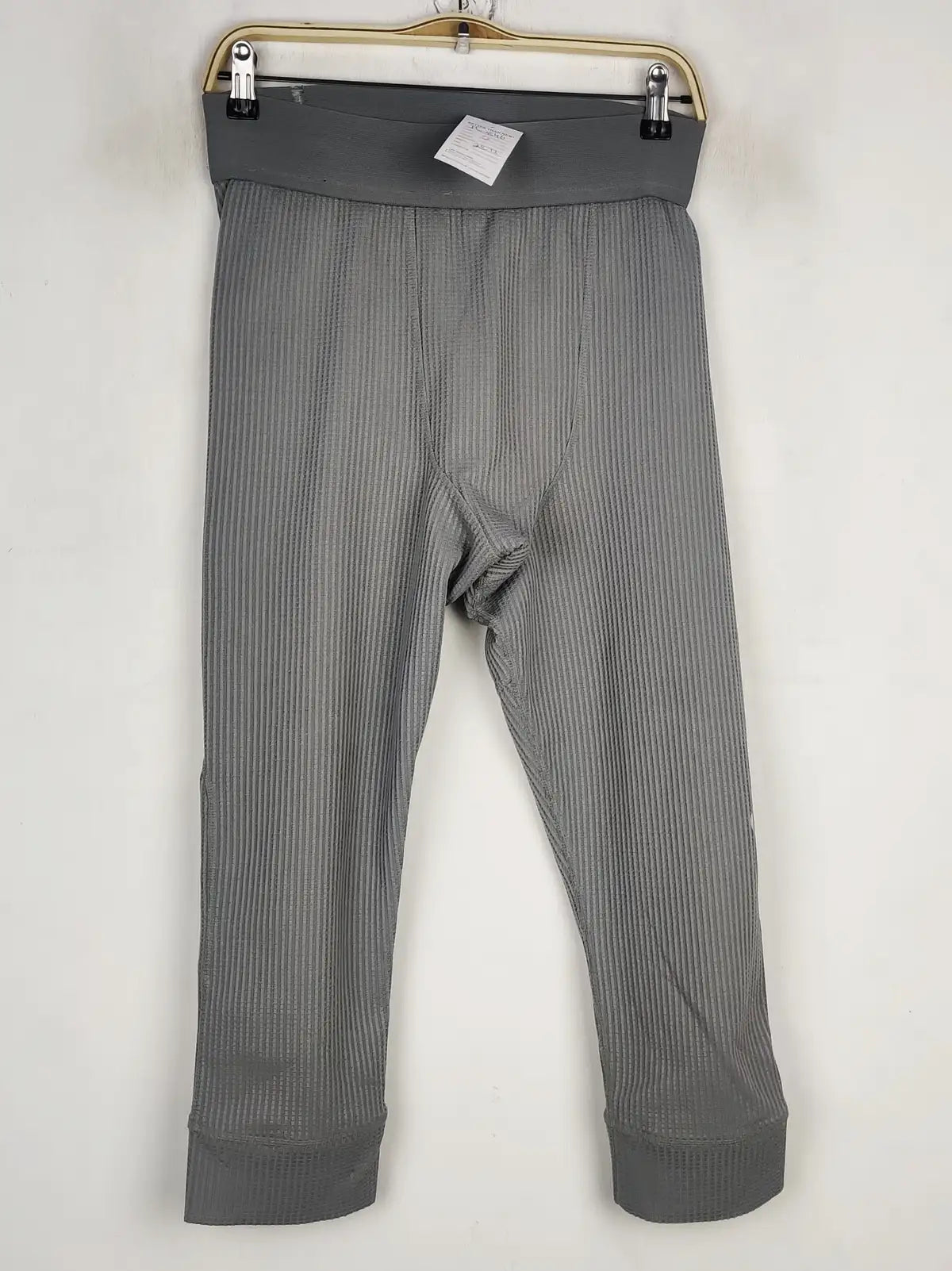 Buy online pre-used pre-loved 100% authentic & Original branded Unknown Brand (TL-846) available in Pakistan. Top international brands avilable.