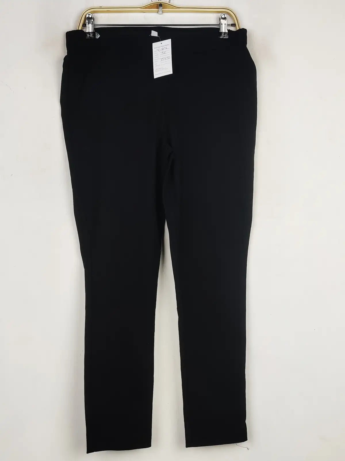 Buy online pre-used pre-loved 100% authentic & Original branded Dorothy Perkins (TL-876) available in Pakistan. Top international brands avilable.