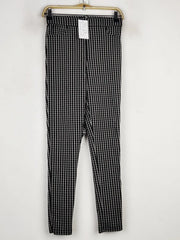 Buy online pre-used pre-loved 100% authentic & Original branded Zara (TL-937) available in Pakistan. Top international brands avilable.