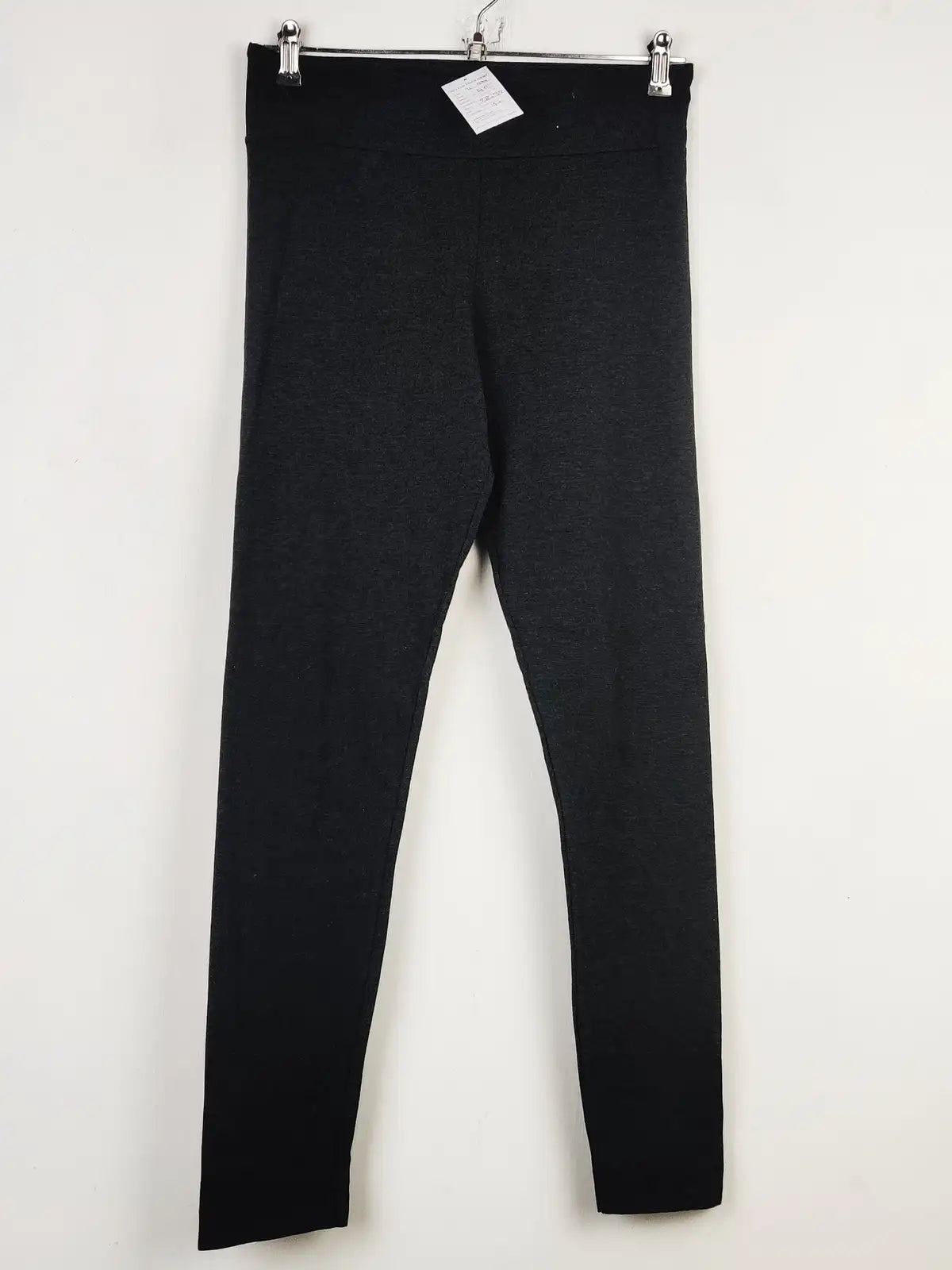 Buy online pre-used pre-loved 100% authentic & Original branded Dorothy Perkins (TL-944) available in Pakistan. Top international brands avilable.
