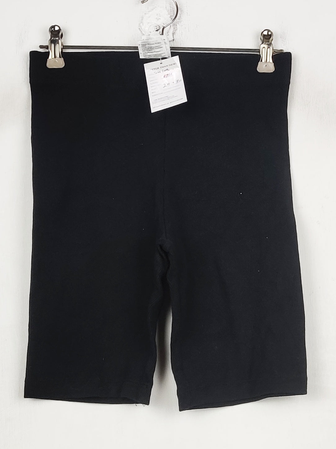 Buy online pre-used pre-loved 100% authentic & Original branded Esmara (TM-108) available in Pakistan. Top international brands avilable.