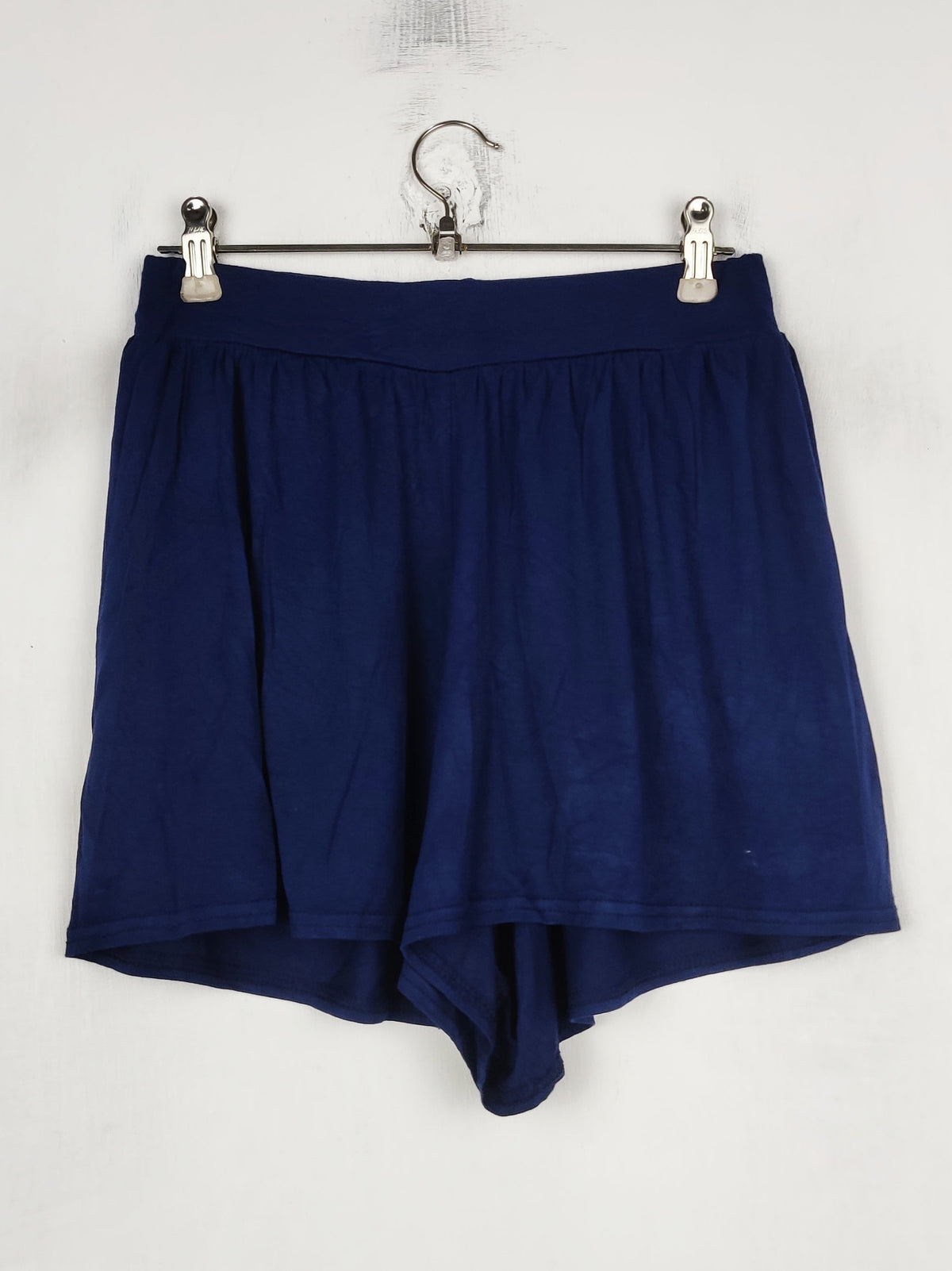 Buy online pre-used pre-loved 100% authentic & Original branded Boohoo (TM-138) available in Pakistan. Top international brands avilable.