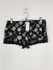 Buy online pre-used pre-loved 100% authentic & Original branded Love To Lounge (TM-172) available in Pakistan. Top international brands avilable.