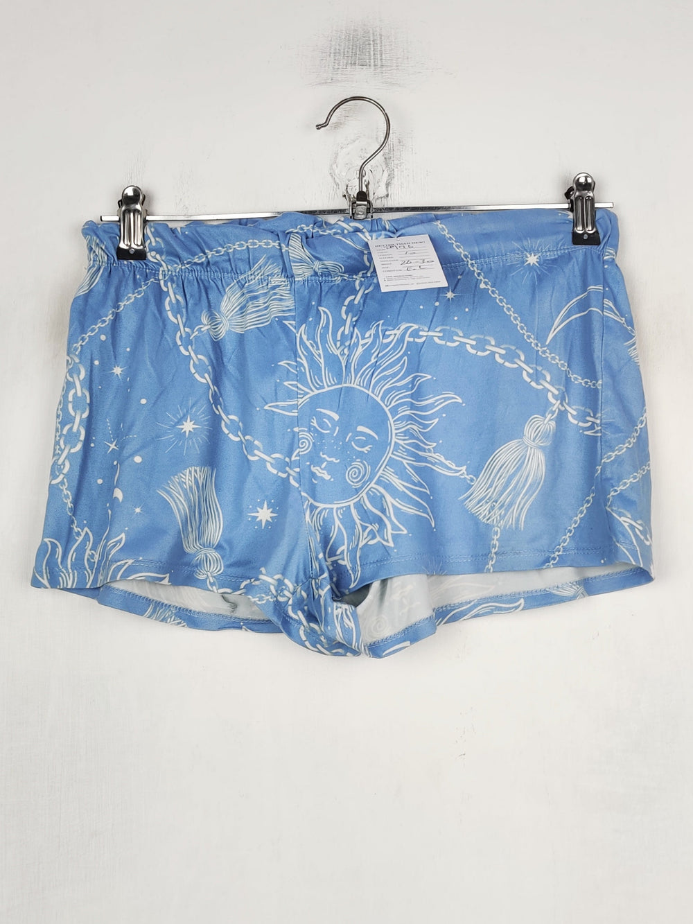 Buy online pre-used pre-loved 100% authentic & Original branded Unknown Brand (TM-176) available in Pakistan. Top international brands avilable.