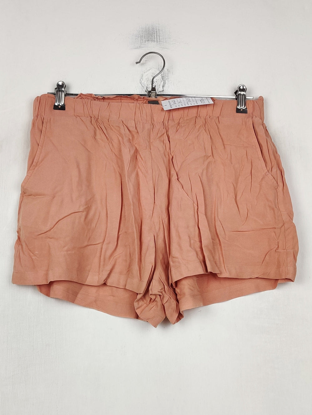 Buy online pre-used pre-loved 100% authentic & Original branded Primark (TM-27) available in Pakistan. Top international brands avilable.