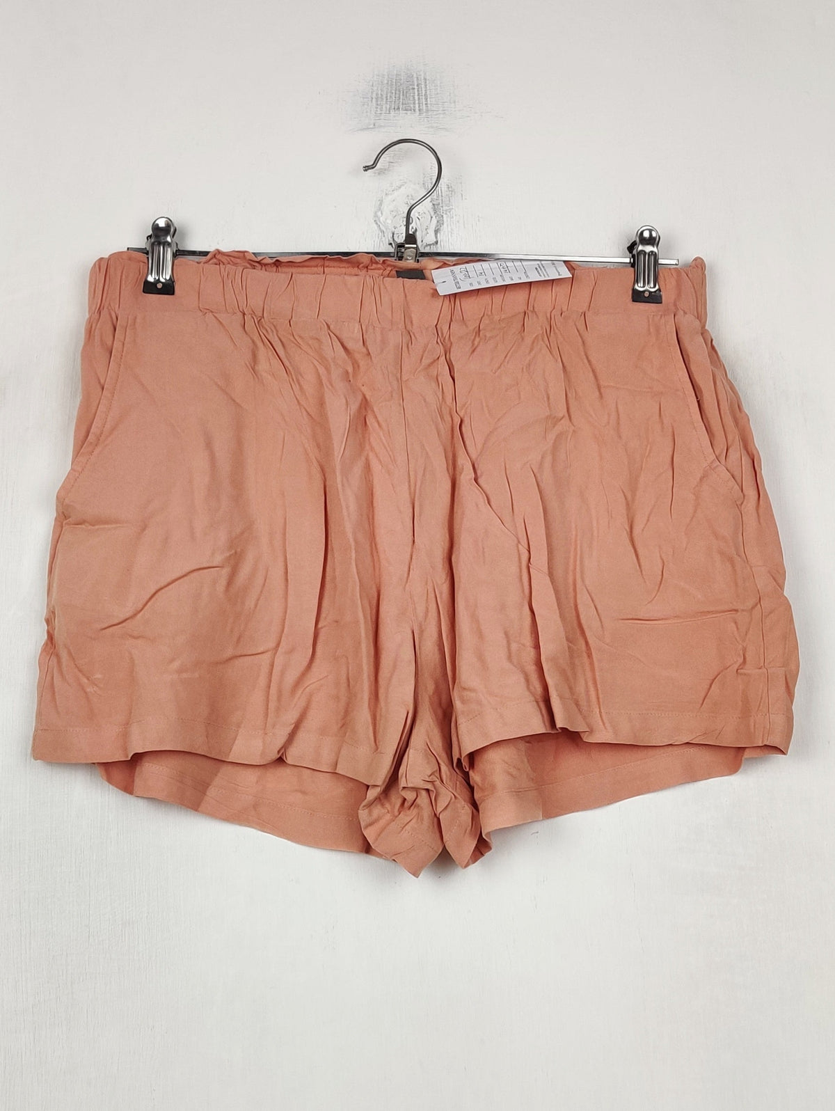 Buy online pre-used pre-loved 100% authentic & Original branded Primark (TM-27) available in Pakistan. Top international brands avilable.