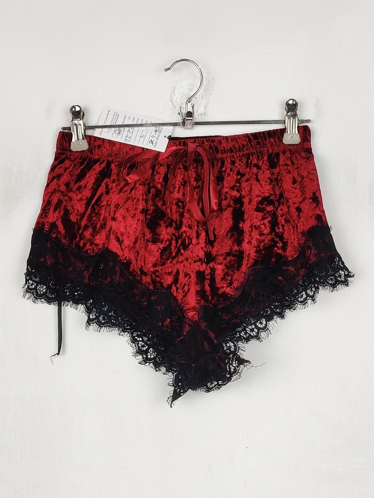Shein (TM-526)