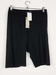 Buy online pre-used pre-loved 100% authentic & Original branded Boohoo (TM-669) available in Pakistan. Top international brands avilable.
