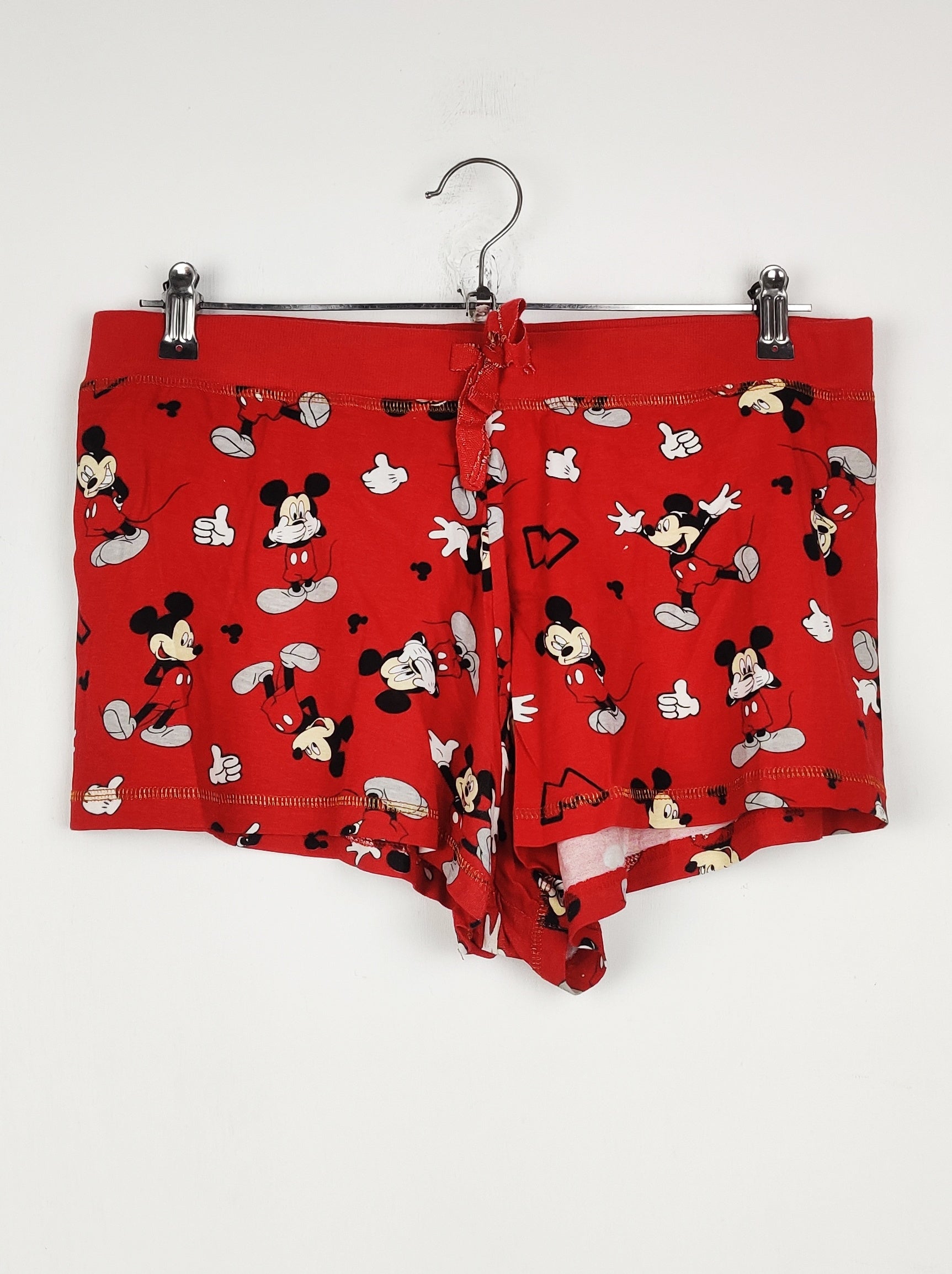 Buy online pre-used pre-loved 100% authentic & Original branded Love To Lounge (TM-679) available in Pakistan. Top international brands avilable.