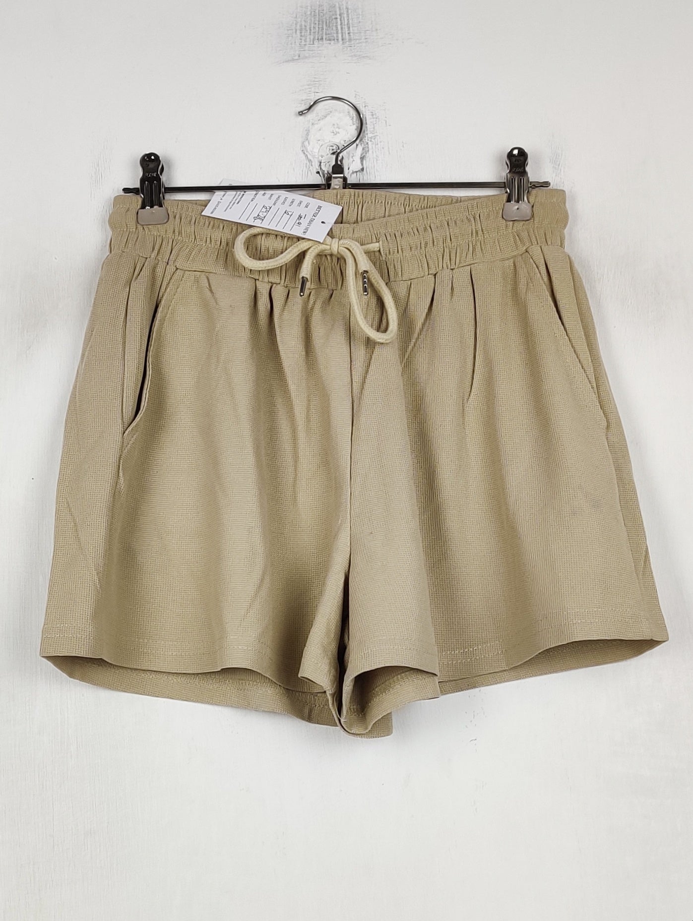 Buy online pre-used pre-loved 100% authentic & Original branded Unknown Brand (TM-91) available in Pakistan. Top international brands avilable.