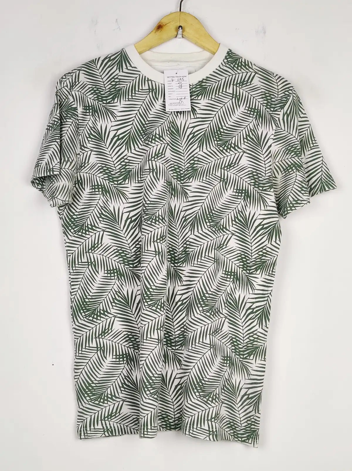 Buy online pre-used pre-loved 100% authentic & Original branded Peter Werth (TP-1195) available in Pakistan. Top international brands avilable.